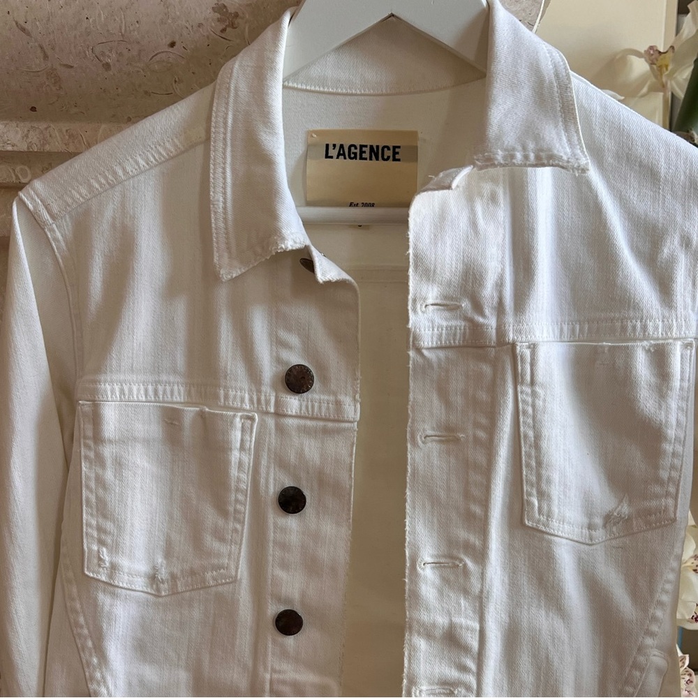 Beige Denim Jacket – Casual and Stylish